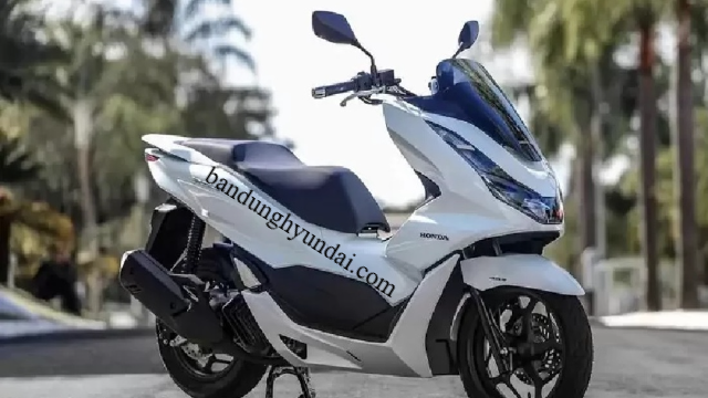 Honda PCX 2025 Skuter Premium dengan Desain Futuristik